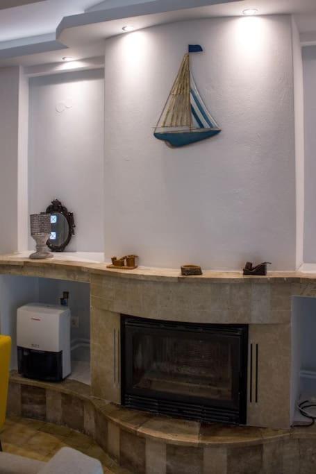 Spacious In The Heart Of Apartment Pythagoreio (Samos)