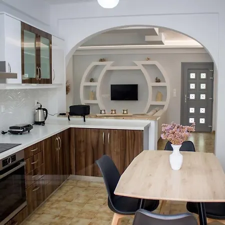 Spacious Apartment In The Heart Of Pythagorion Buitenkant foto
