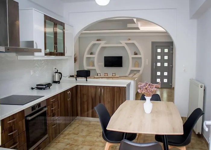 Spacious Apartment In The Heart Of Pythagorion